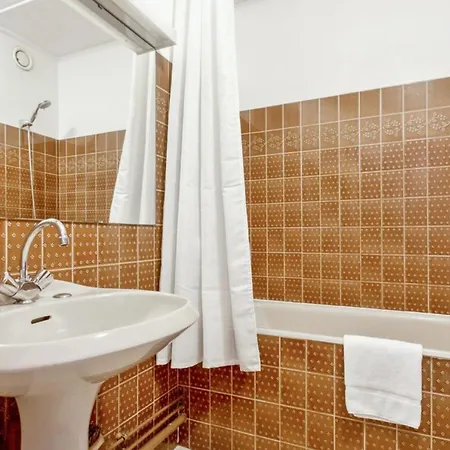 Quiet Studio With Balcony Close To Center And Beaches - Welkeys Διαμέρισμα Μπιαρίτζ