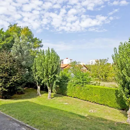 Quiet Studio With Balcony Close To Center And Beaches - Welkeys Διαμέρισμα Μπιαρίτζ